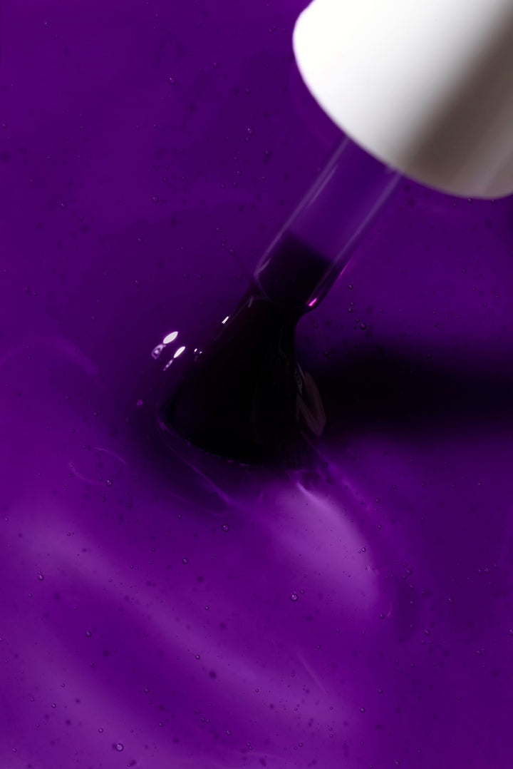 "Amethyst" - HEMA/TPO free Gel Polish 15ml - Elegance Beauty Suisse