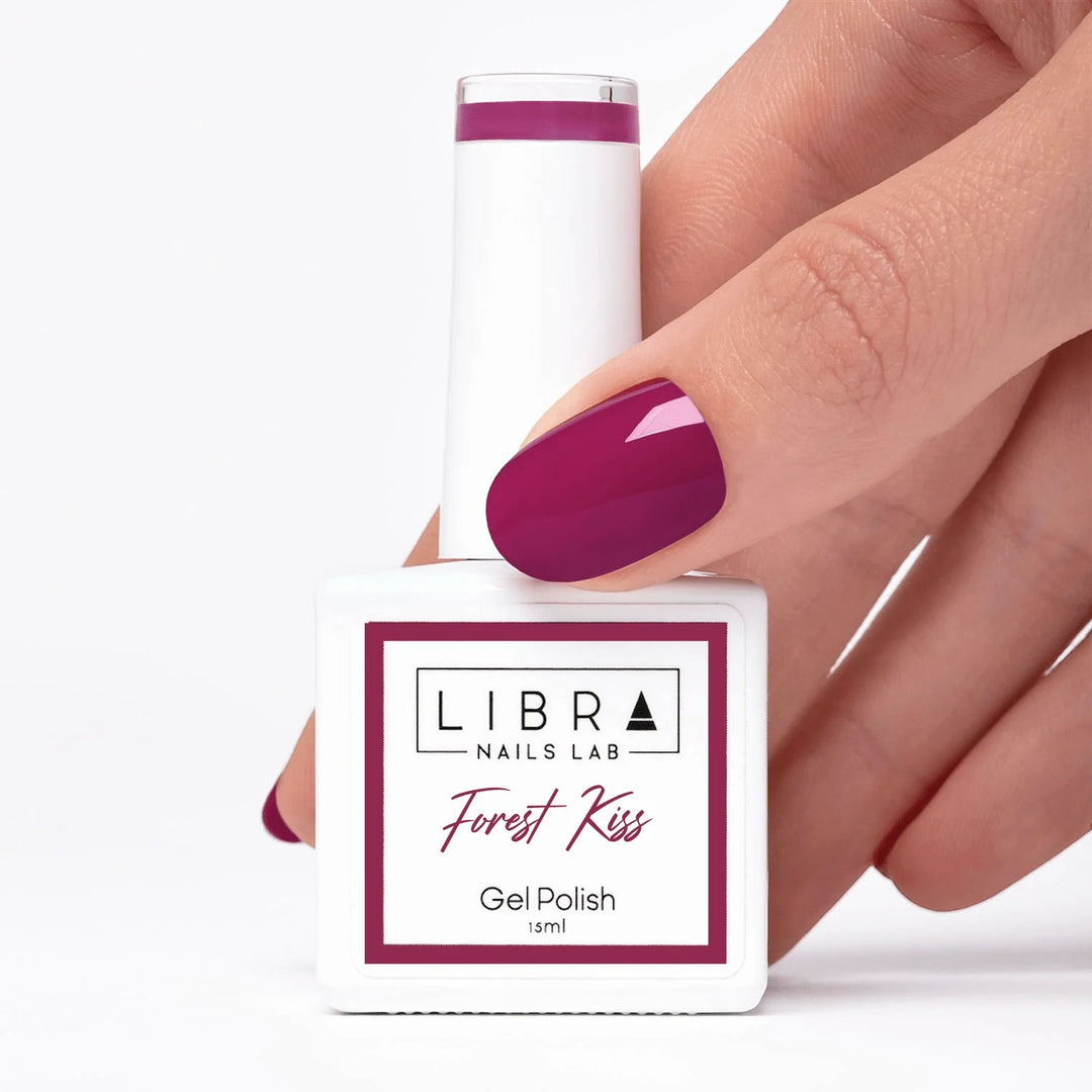 "Forest Kiss" - HEMA/TPO free Gel Polish 15ml - Elegance Beauty Suisse