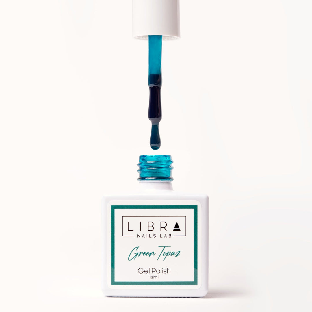 "Green Topaz" - HEMA/TPO free Gel Polish 15ml - Elegance Beauty Suisse