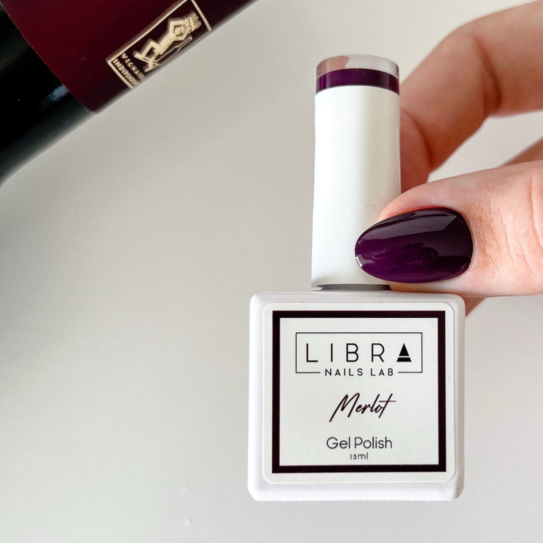 "Merlot" - HEMA/TPO free Gel Polish 15ml - Elegance Beauty Suisse