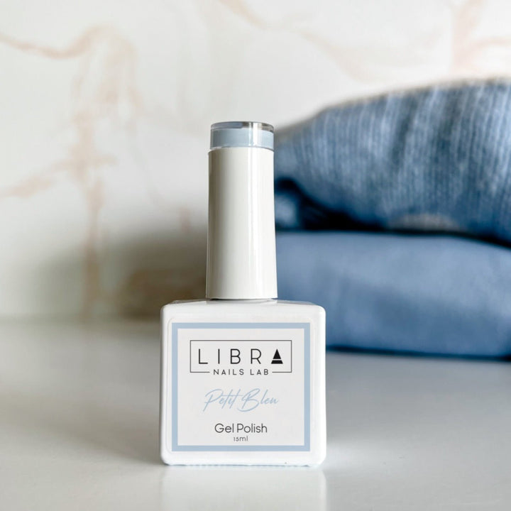 "Petit Bleu" - HEMA FREE Gel Polish 15ml - Elegance Beauty Suisse