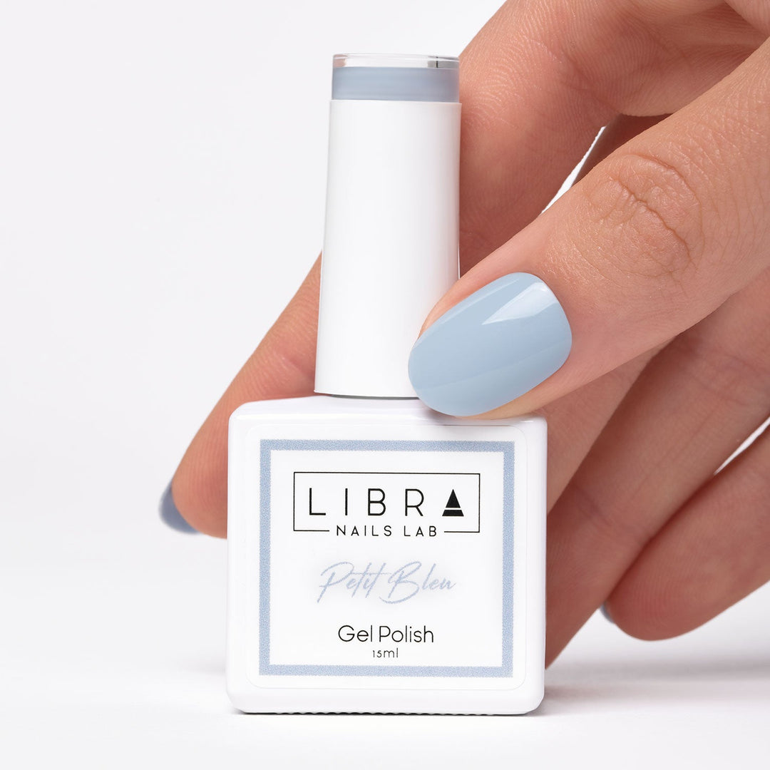 "Petit Bleu" - HEMA/TPO free Gel Polish 15ml - Elegance Beauty Suisse