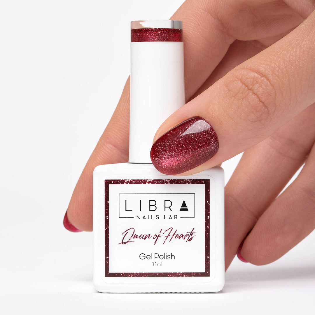 "Queen of Hearts" - CAT EYE Gel Polish - Elegance Beauty Suisse